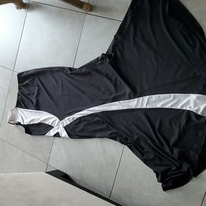 XL maxi one shoulder black and white dress